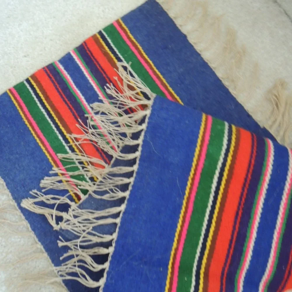 unbranded wall hanging